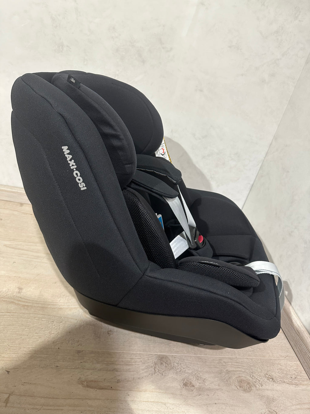 Maxi-Cosi Pearl Pro 2 i-Size „Authentic Black“ – Sicherer Reboarder