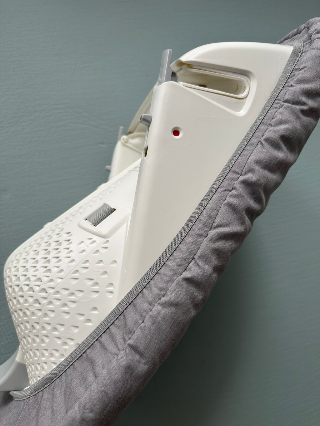Stokke Tripp Trapp newborn set Aufsatz grau gebraucht