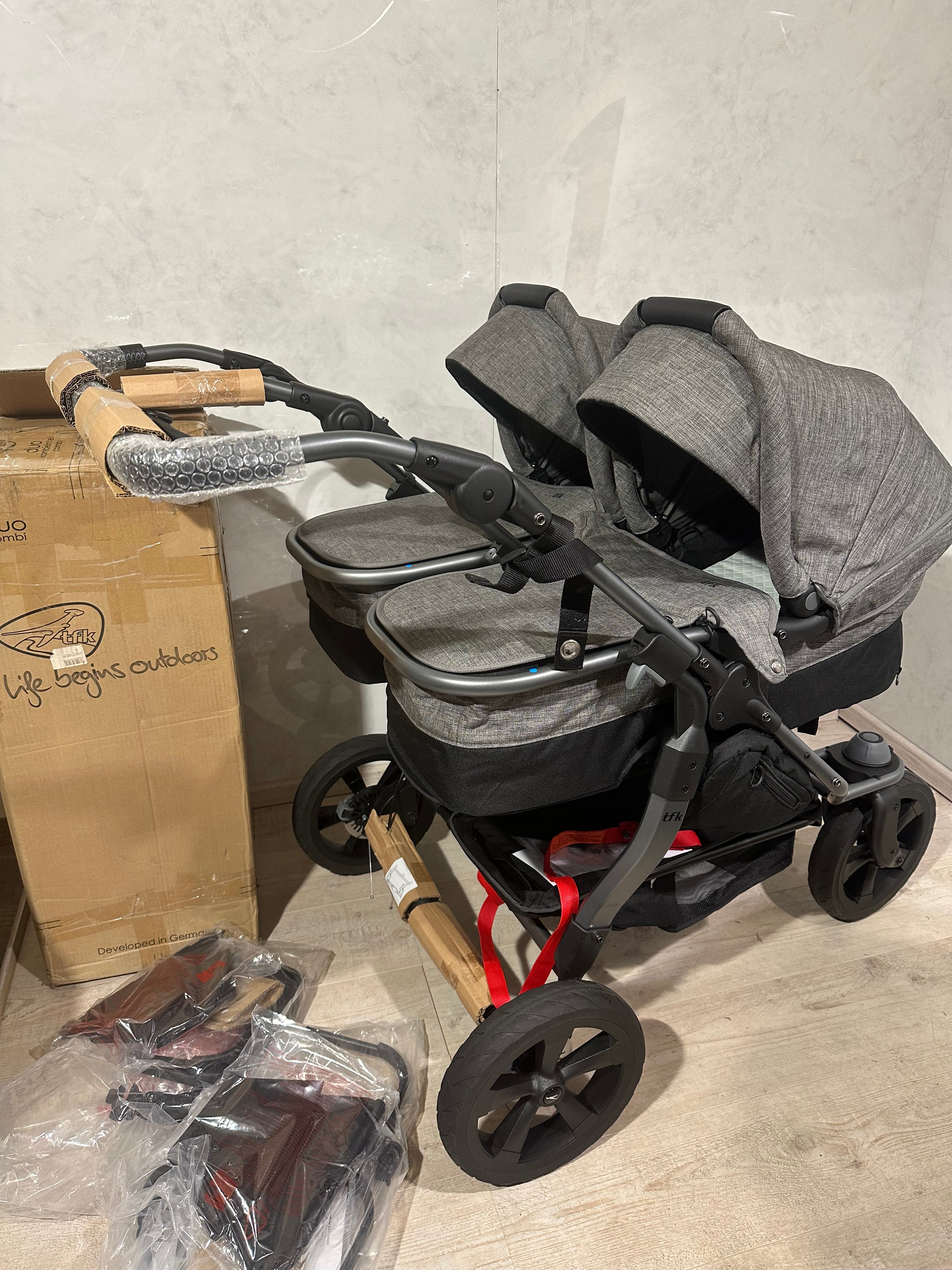 Tfk Duo Zwillingswagen Geschwisterwagen Premium grau Kombikinderwagen