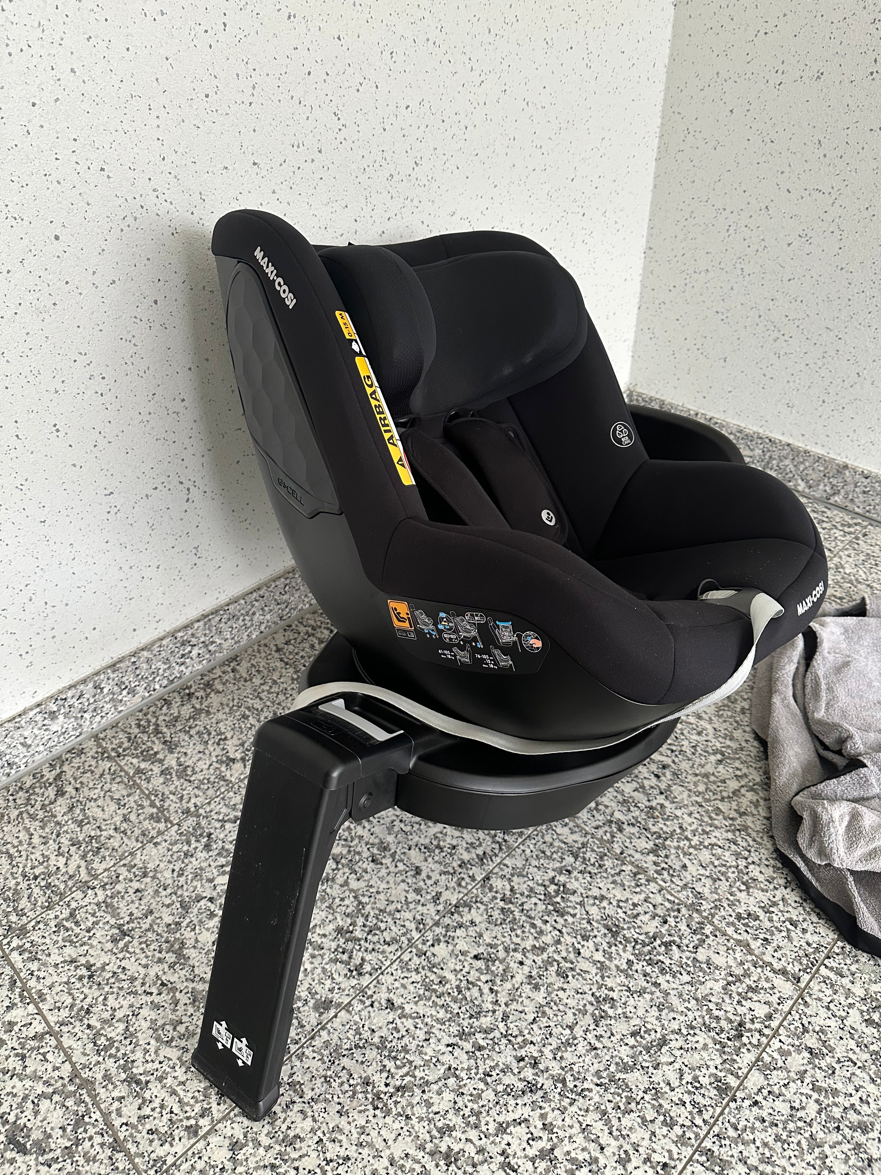 Maxi Cosi Mica eco I-size Reboarder 360 grad authentic black