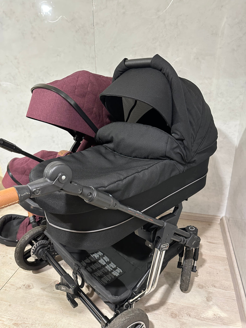 Hartan two select Zwillingskinderwagen 2 Sportsitze 1 Babywanne