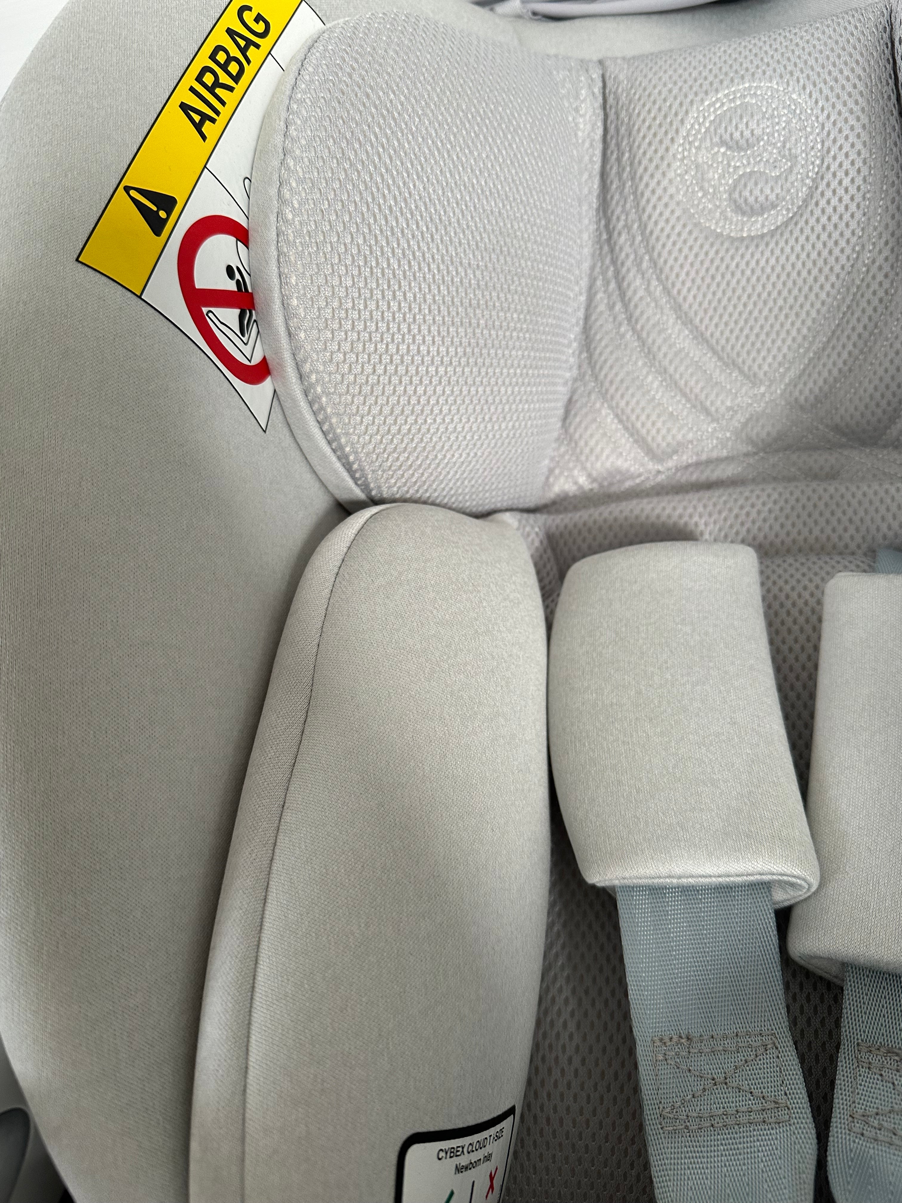 Cybex cloud T i-Size Platinum white plus - Babyschale mit Liegefunktion