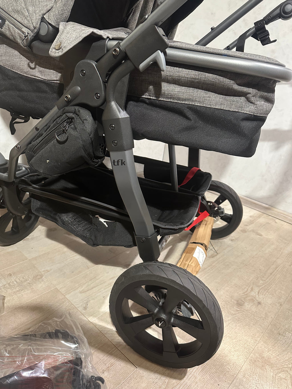 Tfk Duo Zwillingswagen Geschwisterwagen Premium grau Kombikinderwagen