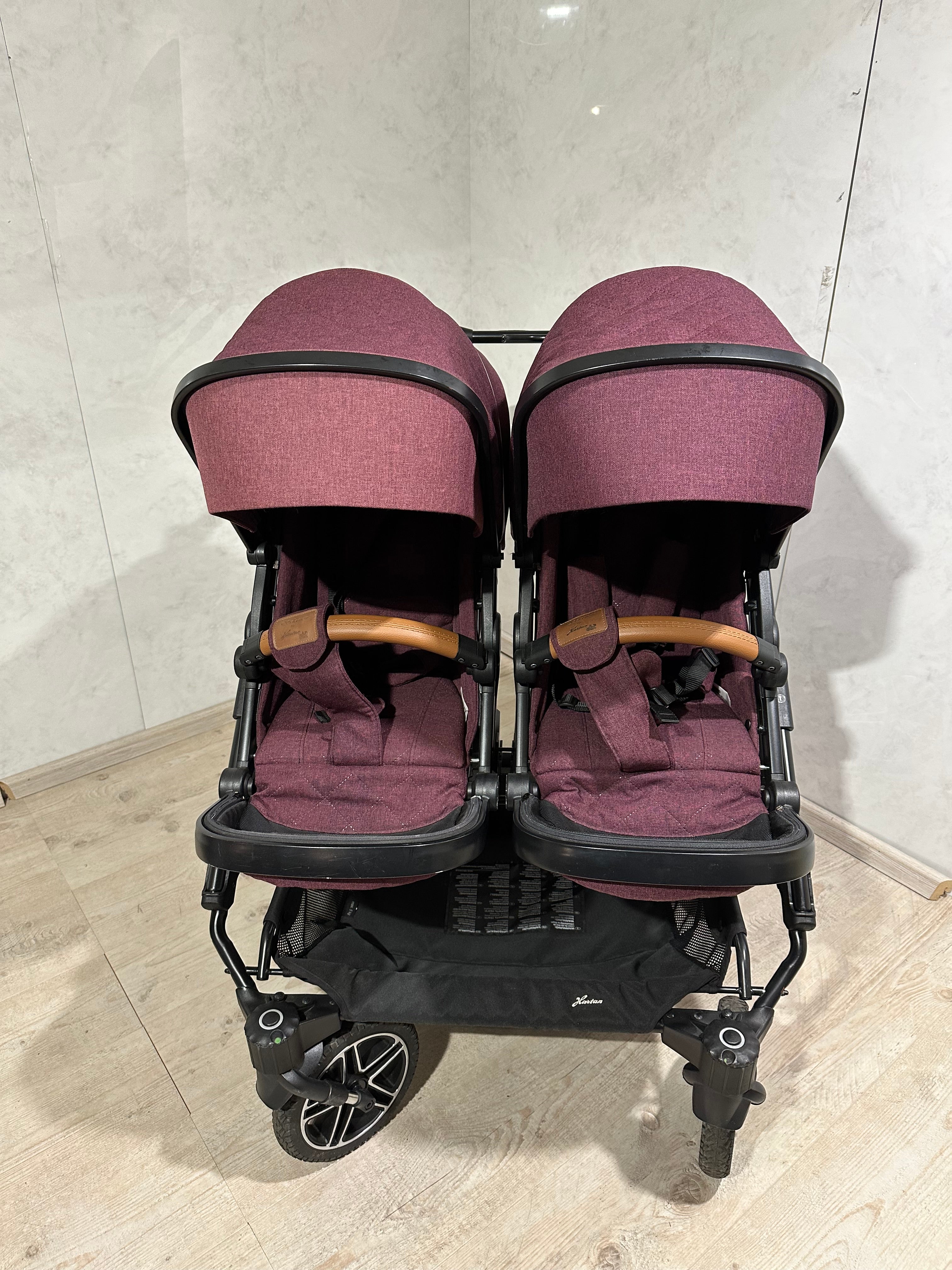 Hartan two select Zwillingskinderwagen 2 Sportsitze 1 Babywanne