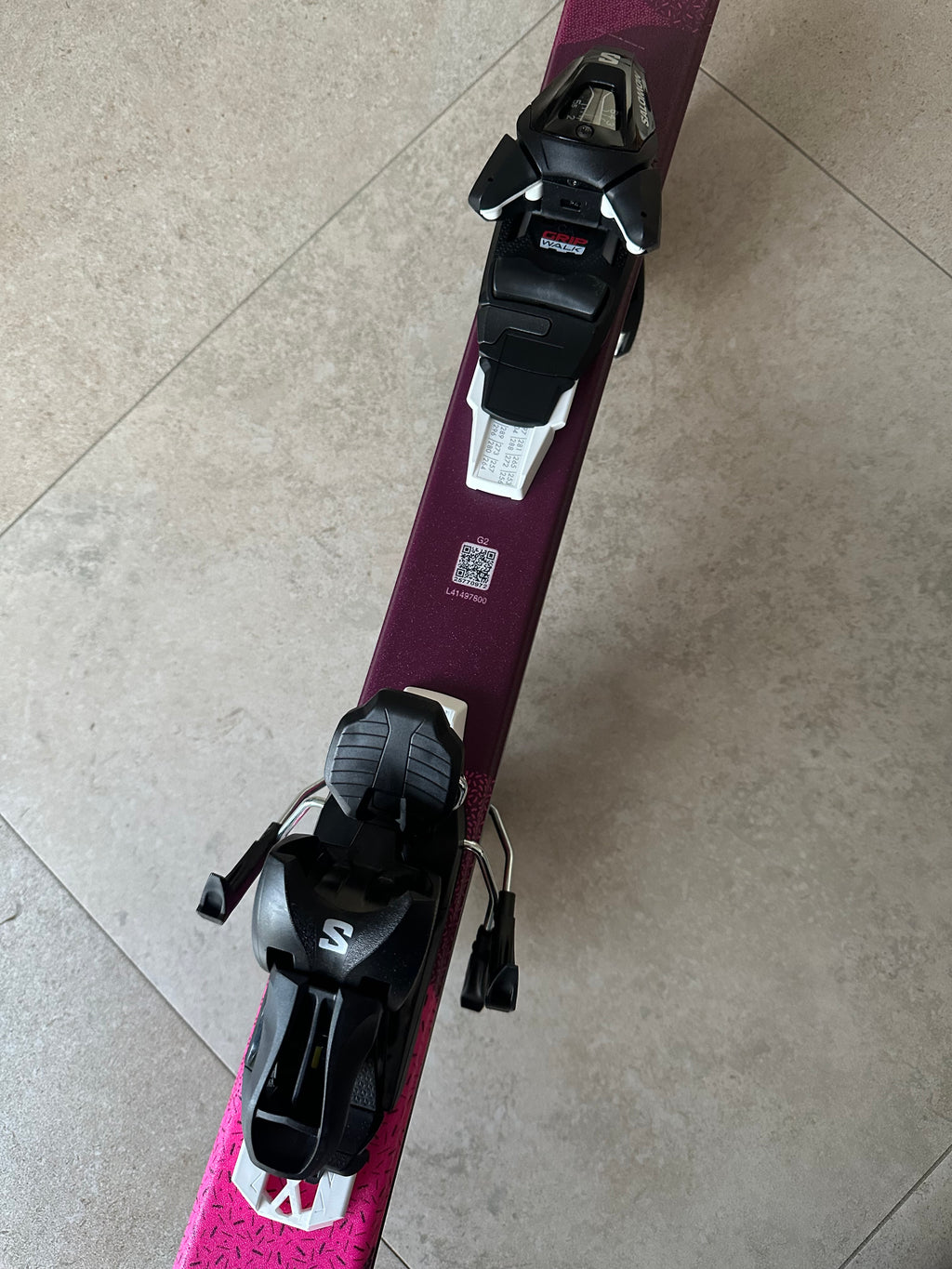 Salomon Lux JR 130cm Kinder-Ski mit Bindung – Leichter All-Mountain Ski für junge Fahrer