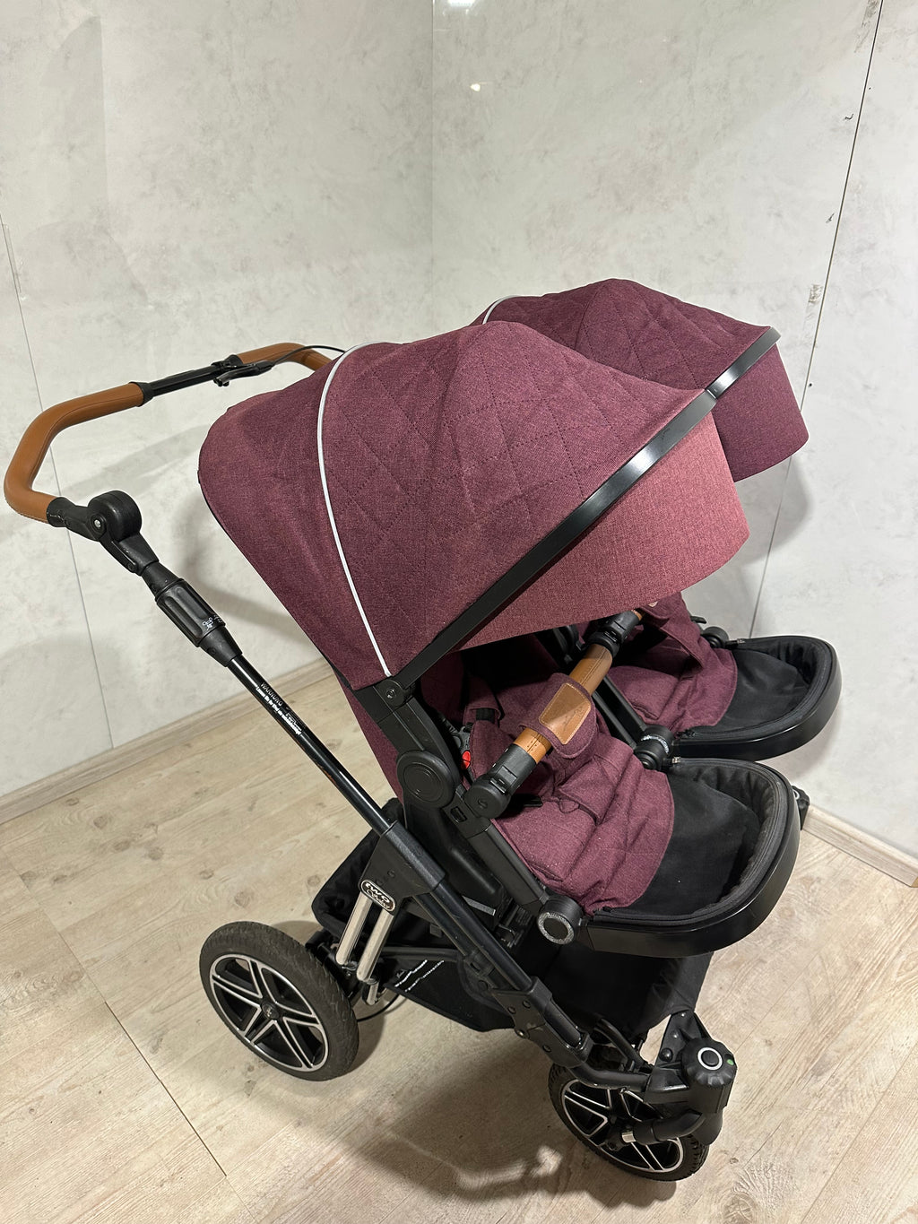 Hartan two select Zwillingskinderwagen 2 Sportsitze 1 Babywanne