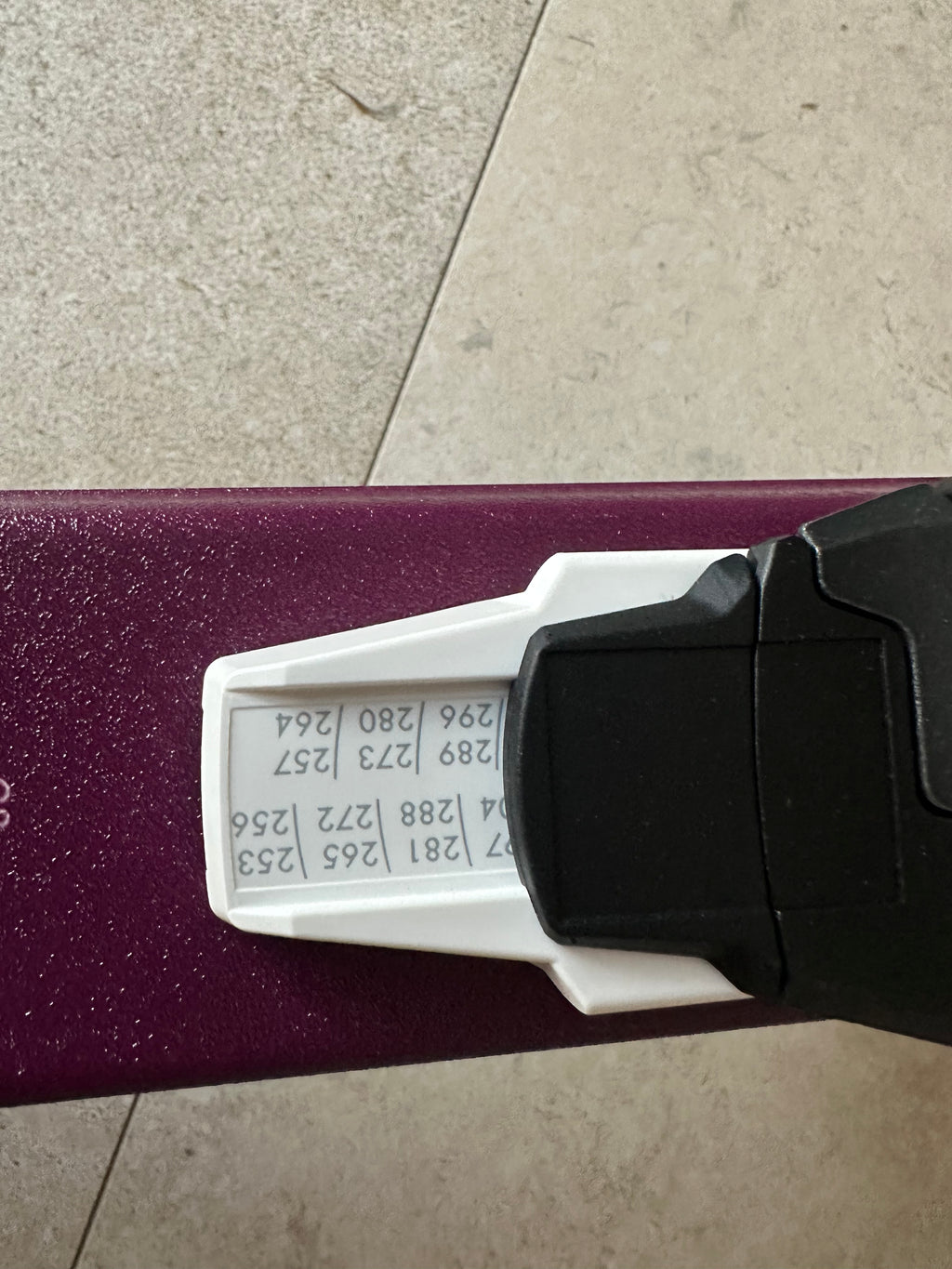 Salomon Lux JR 130cm Kinder-Ski mit Bindung – Leichter All-Mountain Ski für junge Fahrer