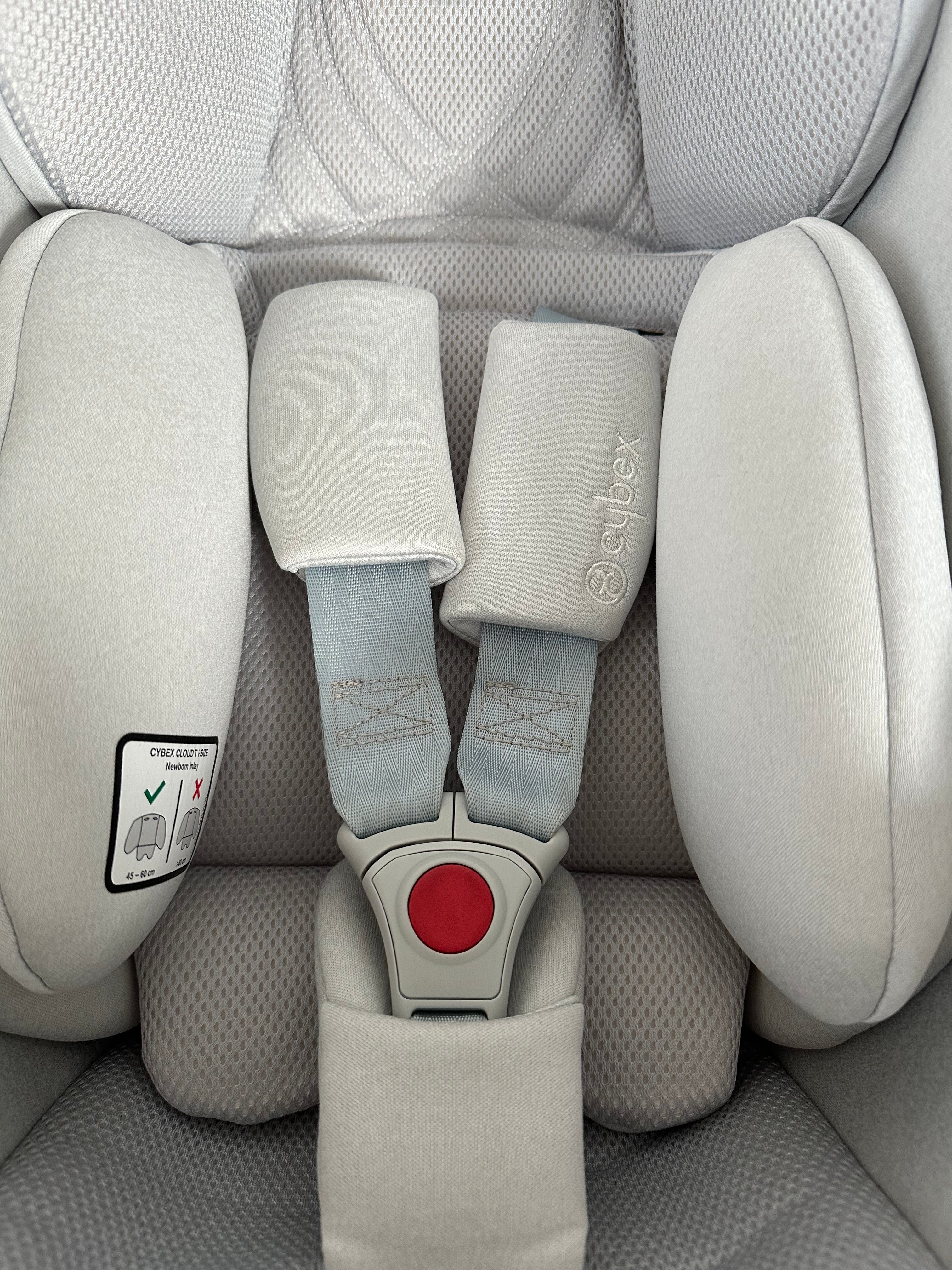 Cybex cloud T i-Size Platinum white plus - Babyschale mit Liegefunktion