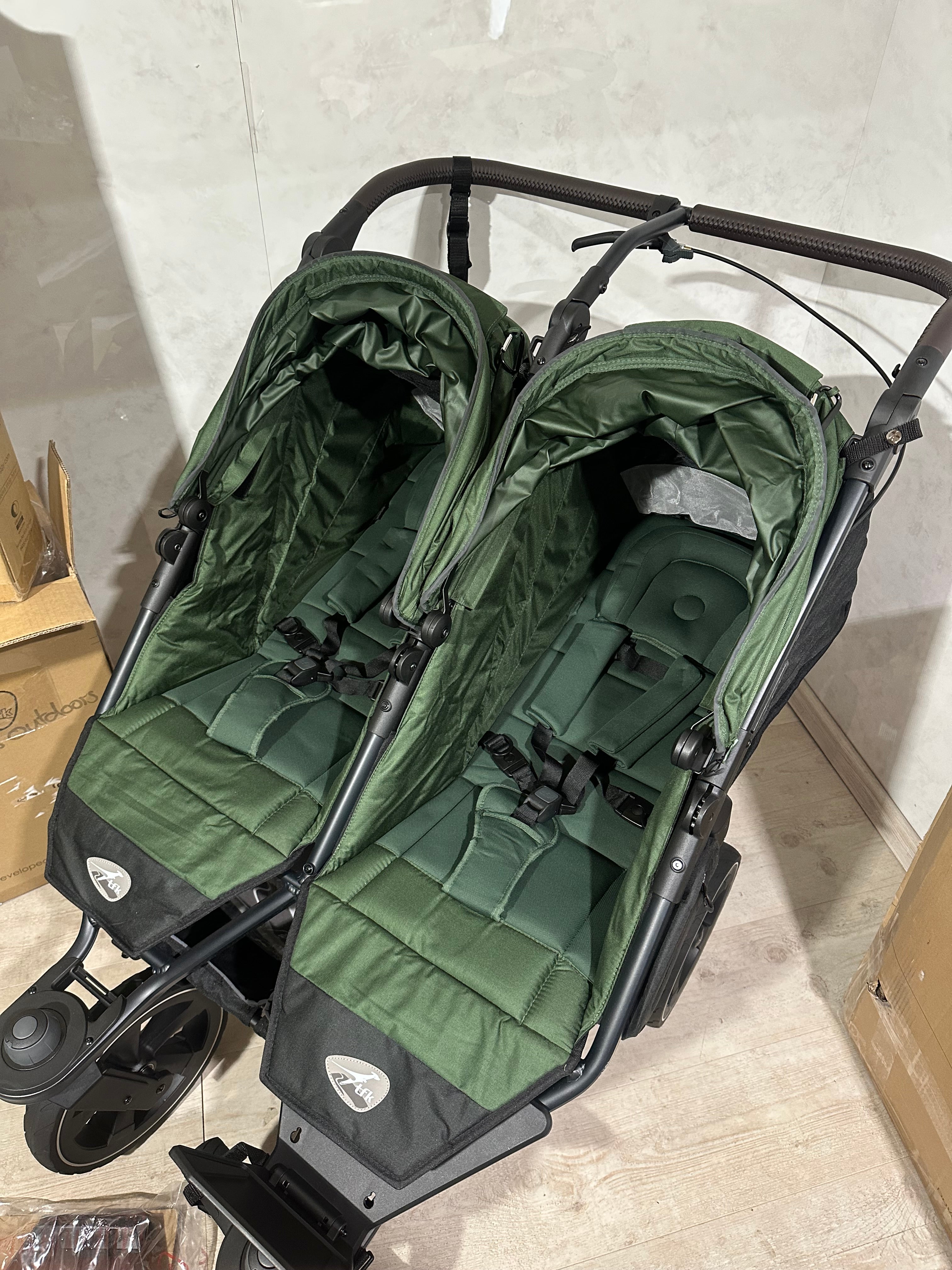 Tfk Duo 2 grün Zwillingswagen mit Sportsitzen