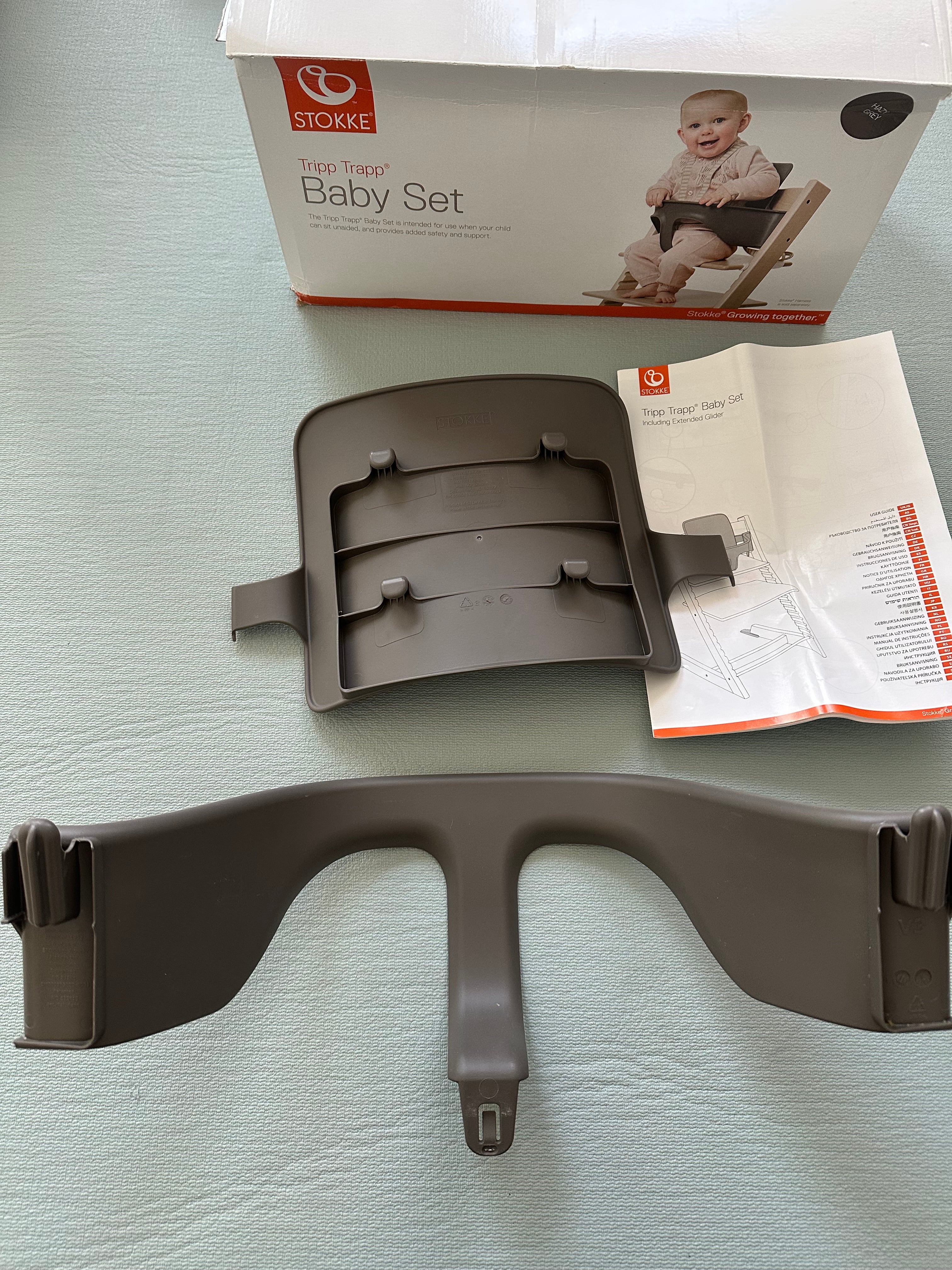 Stokke Tripp Trapp Baby Set² Storm Grey – Sicherer Sitzaufsatz für den Hochstuhl