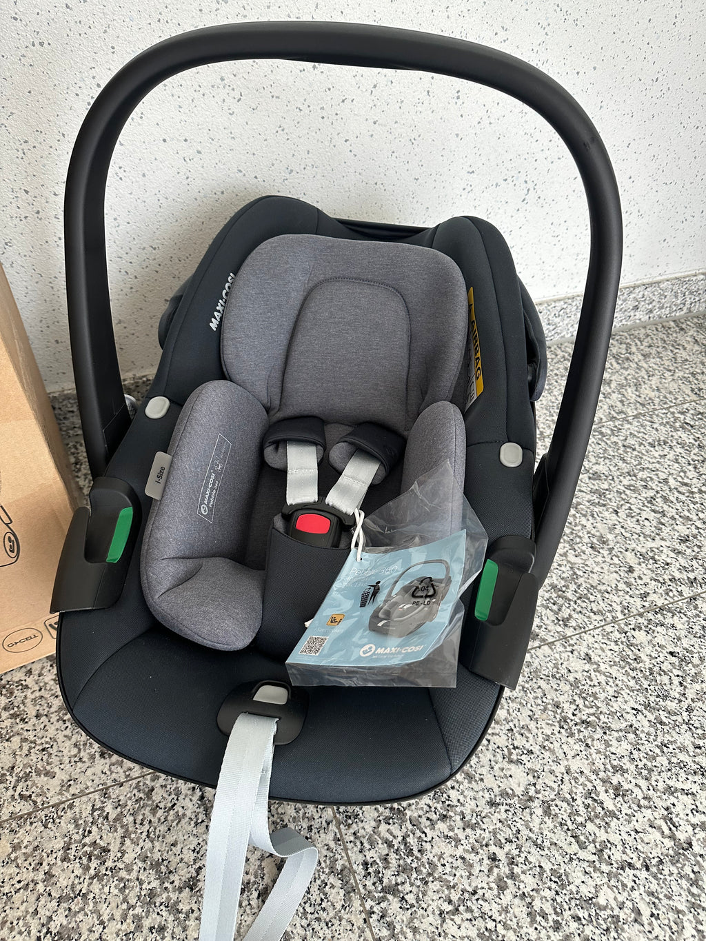 Maxi-Cosi Pebble 360 „Essential Graphite“ – Komfortable i-Size Babyschale ab Geburt