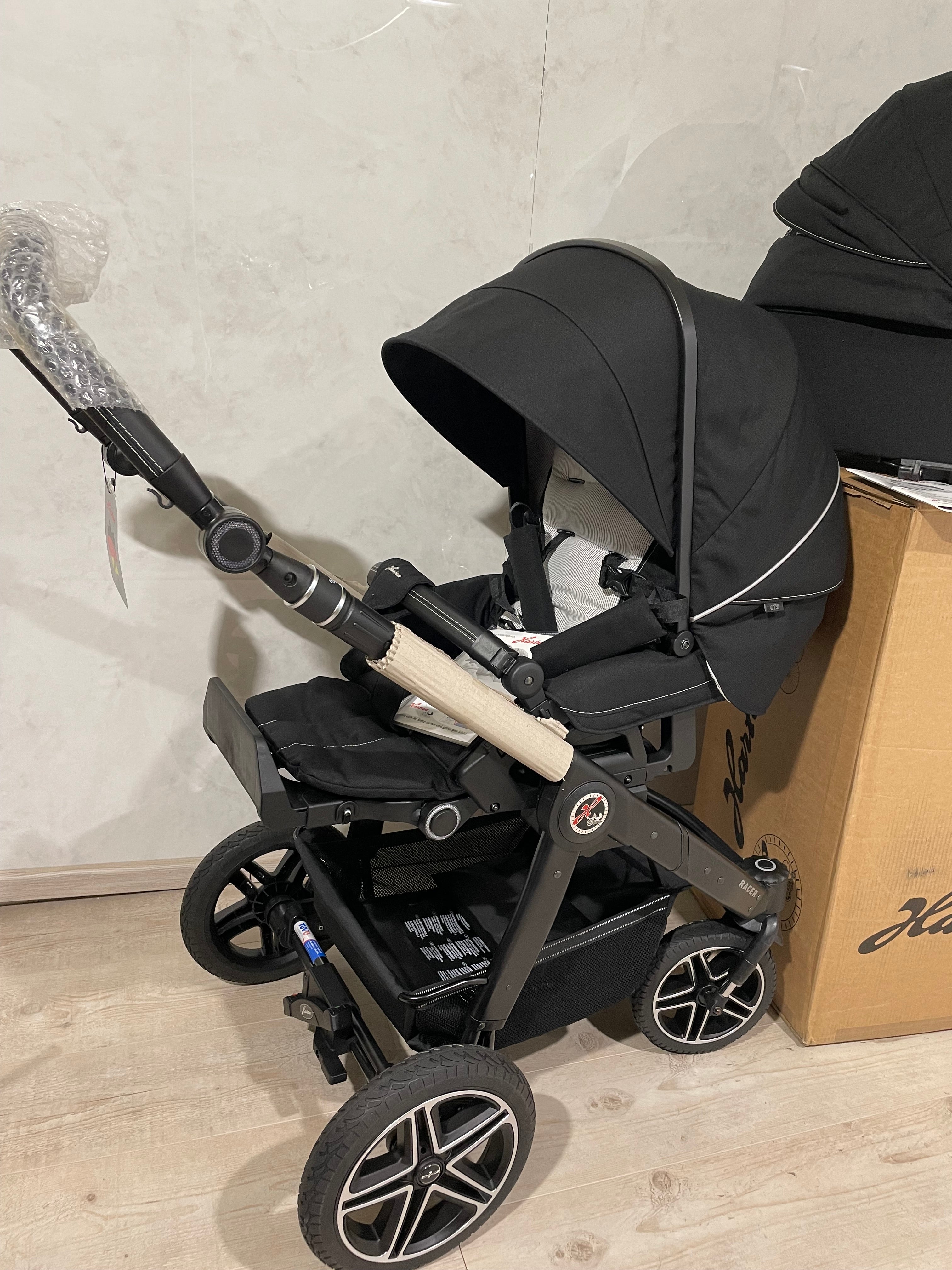 Hartan Racer GTS Kombikinderwagen black pinstripe