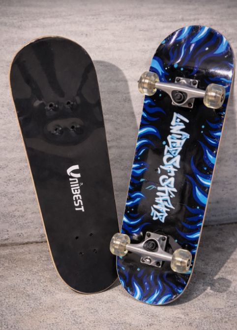 Skateboard UNIBEST 80 x 20 cm – Holzboard für Kinder mit 6 coolen Designs