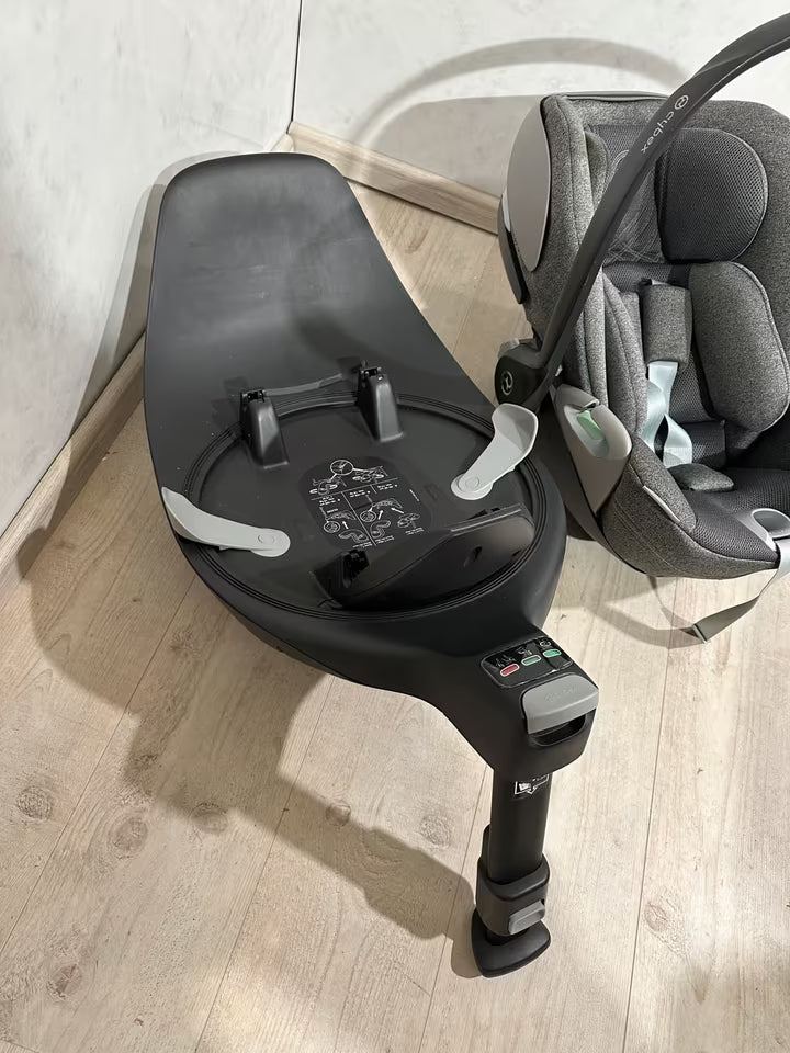 Cybex cloud T Mirage Grey plus + Base T Babyschale 360 grad - gebraucht sehr gut