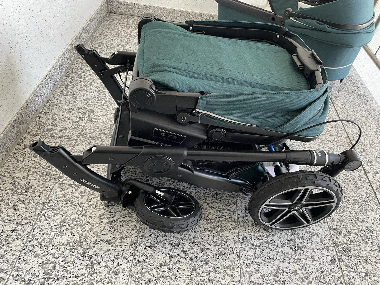 Hartan Rock It GTR Outdoor 2in1 Kinderwagen Sportwagen + Falttasche Leaf